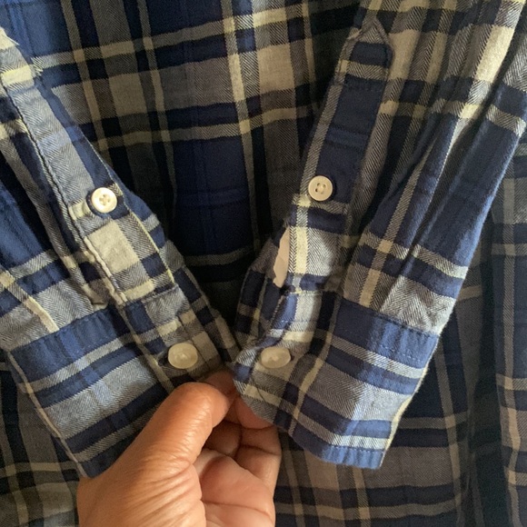 Gap Kids Plaid long sleeve shirt - Picture 7 of 8